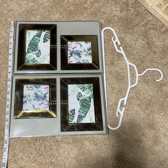 NWT 2 bundle gold mirror picture frames - Picture 4 of 5